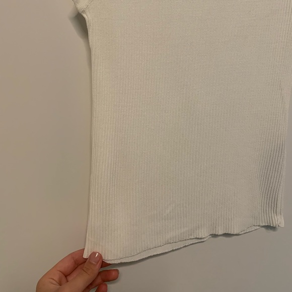 Zara Knit Sleeveless Top - Picture 5 of 5